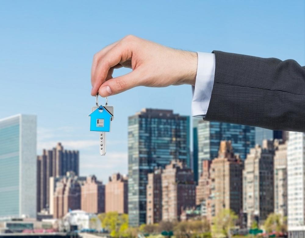 commercial mortgage broker